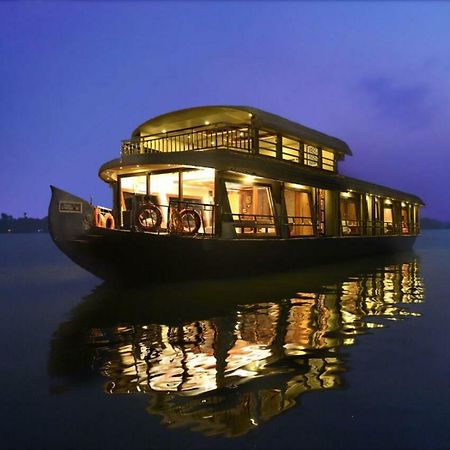 Cosy Premium Houseboats Otel Alappuzha Dış mekan fotoğraf