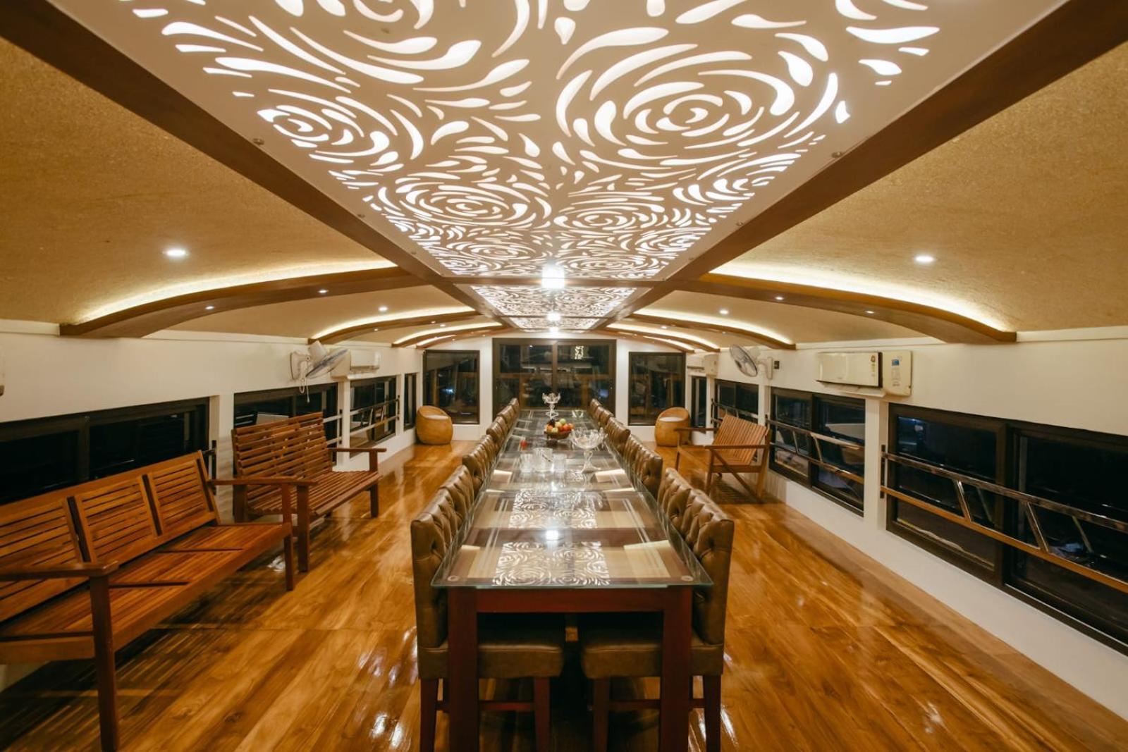 Cosy Premium Houseboats Otel Alappuzha Dış mekan fotoğraf