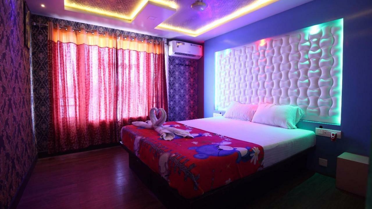 Cosy Premium Houseboats Otel Alappuzha Dış mekan fotoğraf
