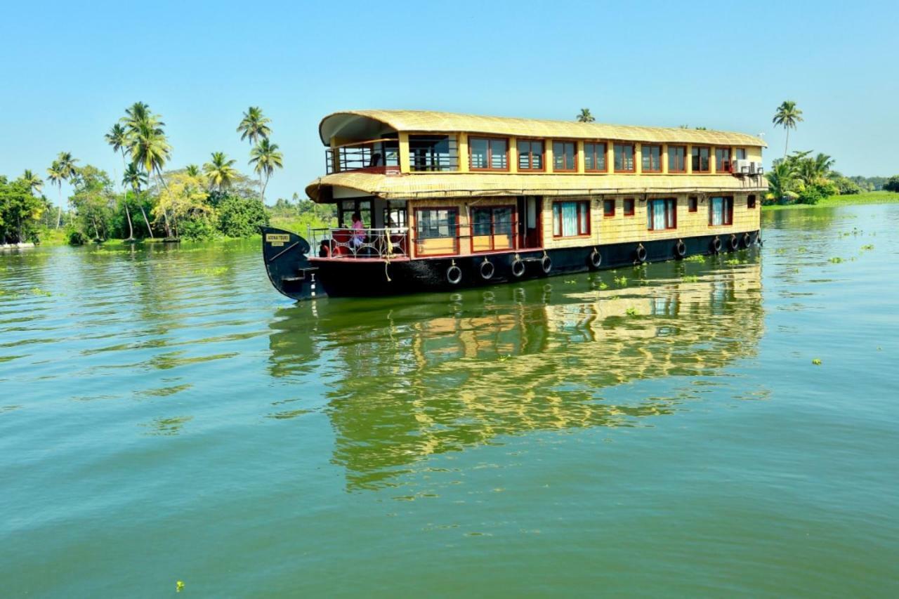 Cosy Premium Houseboats Otel Alappuzha Dış mekan fotoğraf