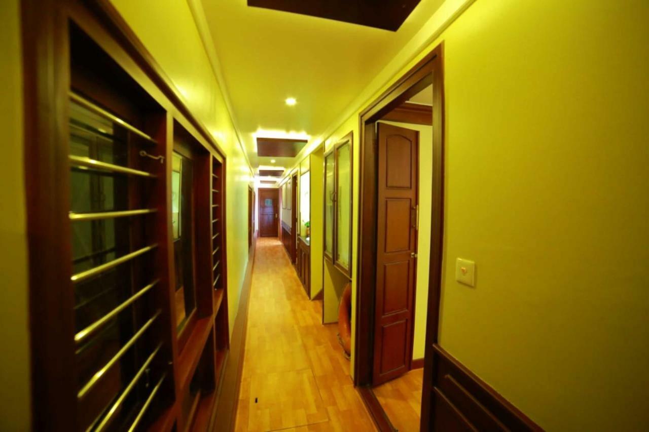 Cosy Premium Houseboats Otel Alappuzha Dış mekan fotoğraf